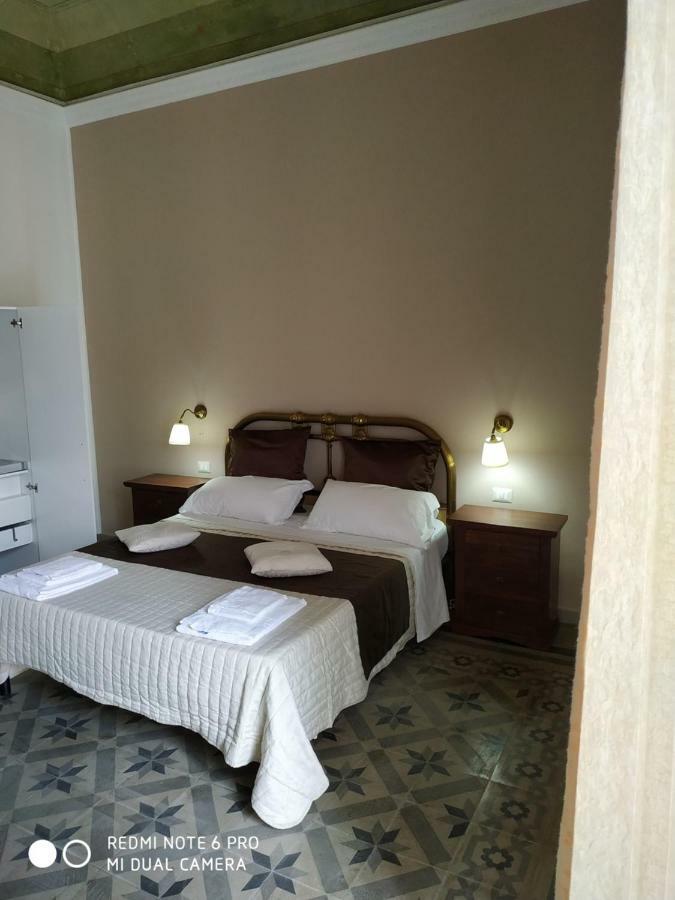 Le Suite Del Teatro Cucinino Privato Tarente Extérieur photo