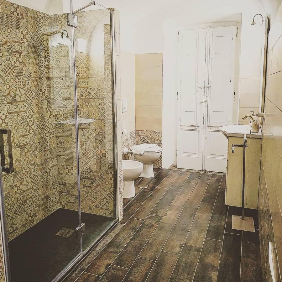 Le Suite Del Teatro Cucinino Privato Tarente Extérieur photo