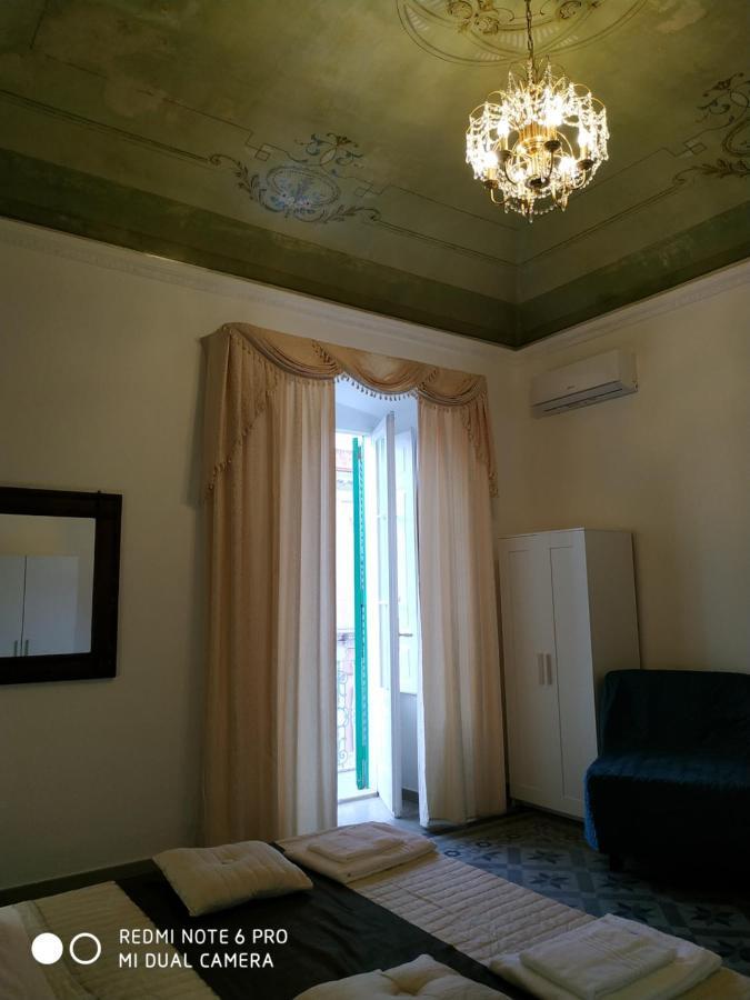 Le Suite Del Teatro Cucinino Privato Tarente Extérieur photo
