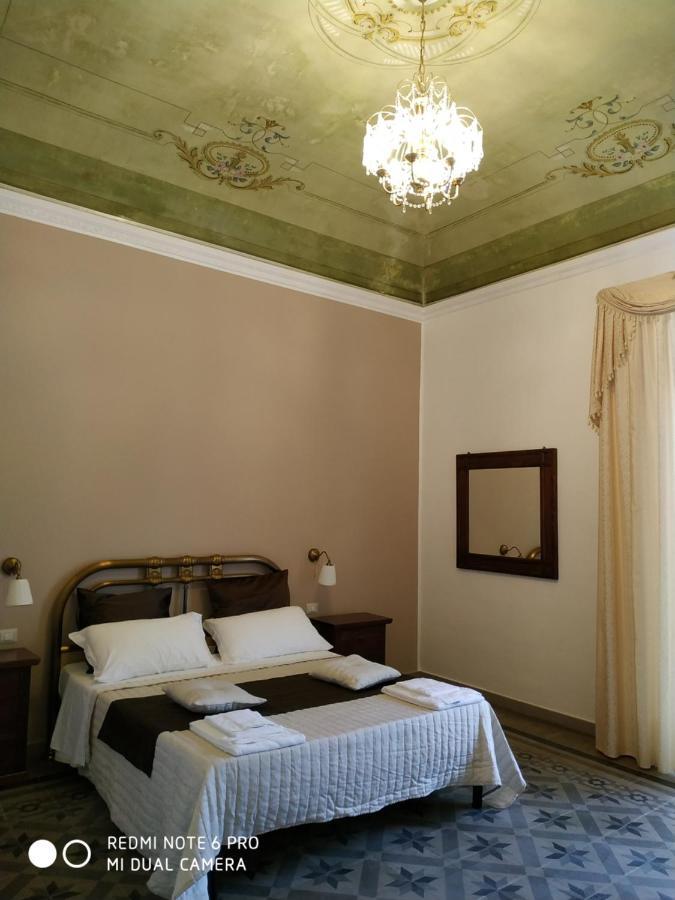 Le Suite Del Teatro Cucinino Privato Tarente Extérieur photo