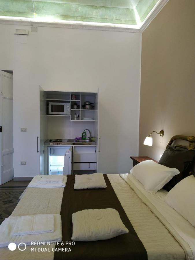 Le Suite Del Teatro Cucinino Privato Tarente Extérieur photo