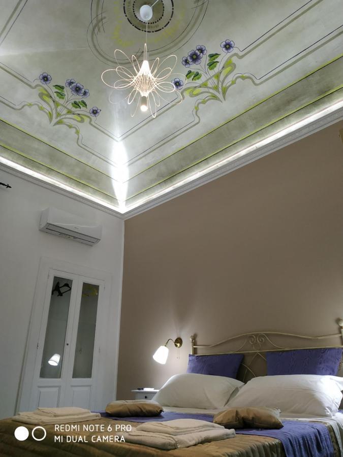 Le Suite Del Teatro Cucinino Privato Tarente Extérieur photo
